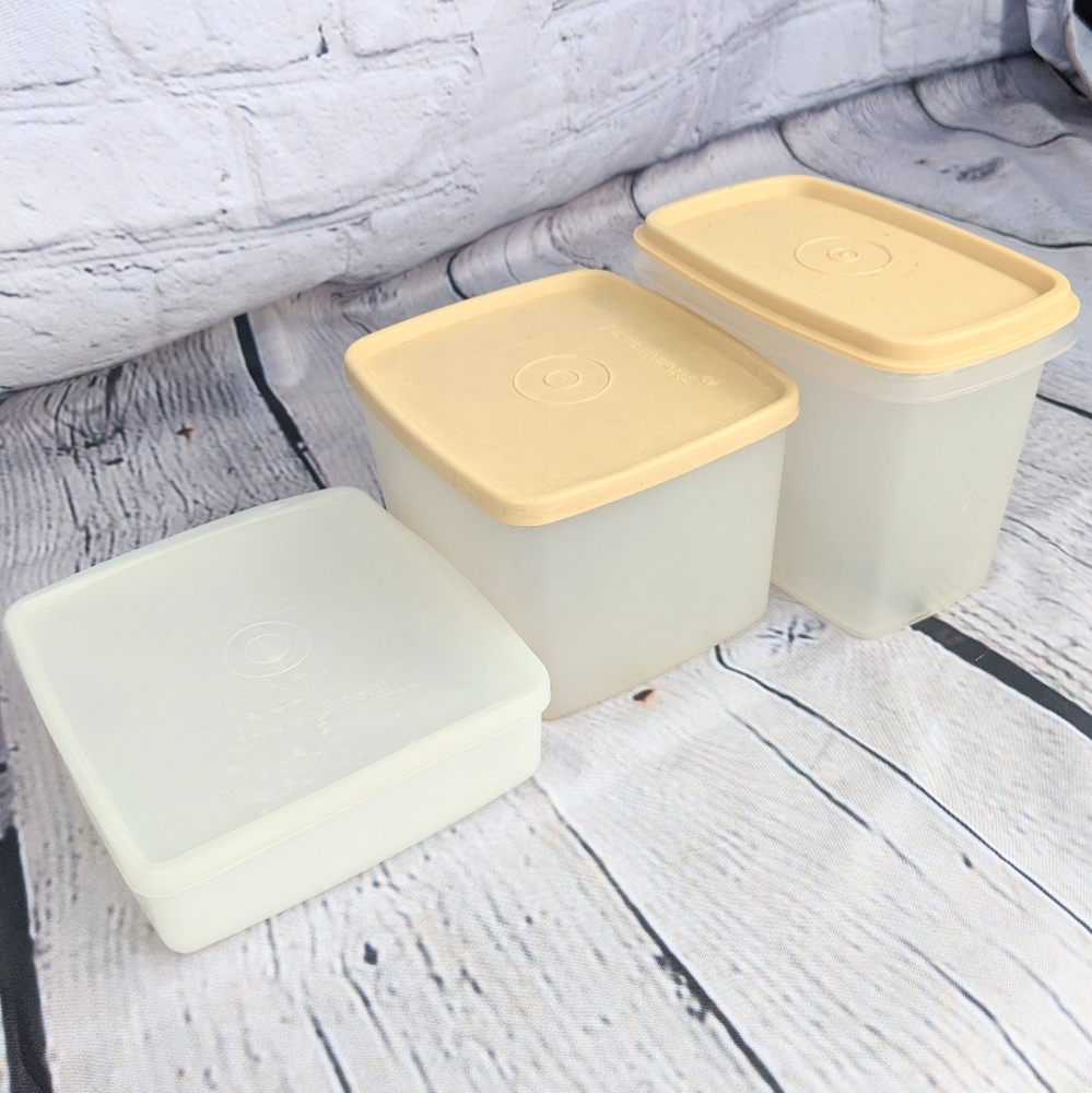 Vintage Tupperware Container Lot - Picture 5 of 5